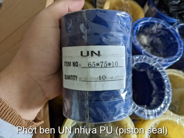 Phớt ben UN 36x44x8