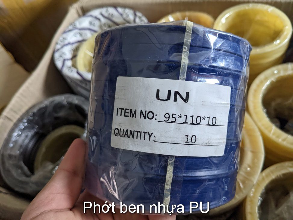 Phot ben UN mau xanh